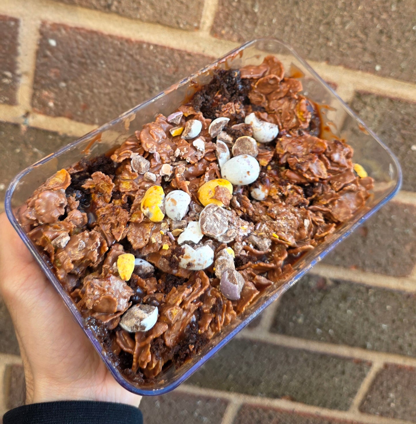 Mini egg crunch cake